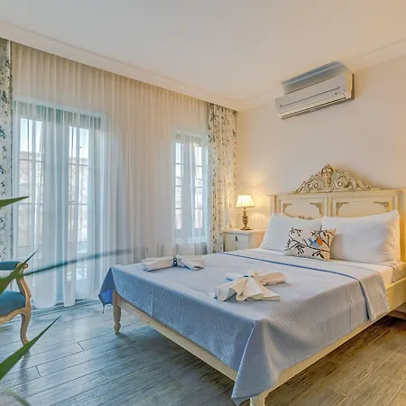 Cunda Esen Habitación en casa particular *