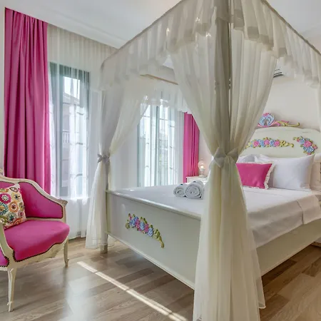 Cunda Esen Habitación en casa particular *