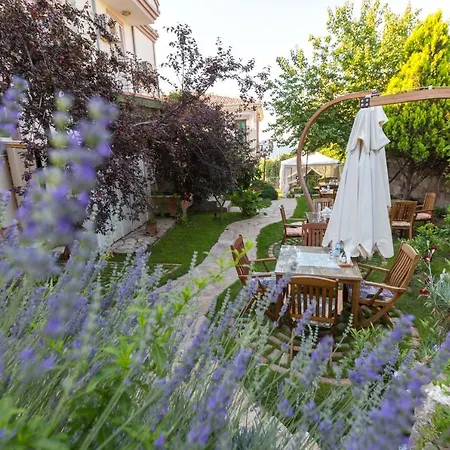 Cunda Esen Habitación en casa particular